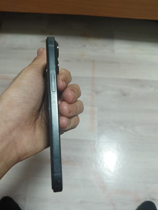 айфон 15 с гарантией