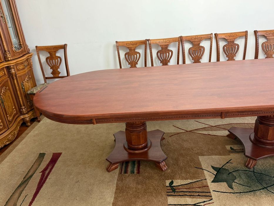 Гостиный стул шикарный