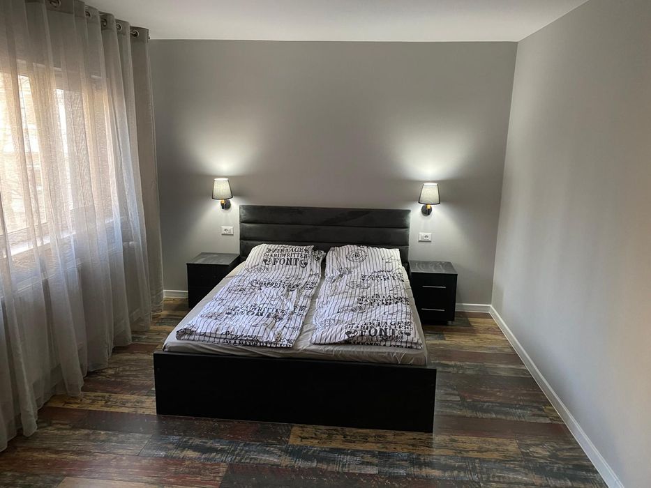 Apartament 2 camere Straja Lupeni în spatele Profi
