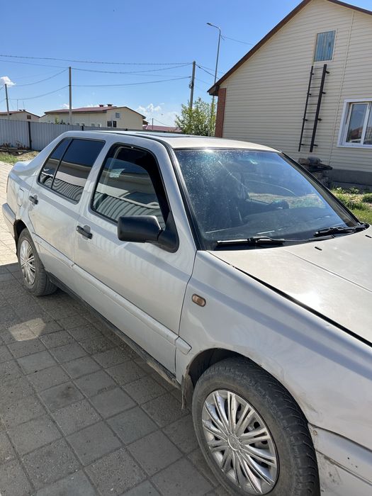 Продам машину вольцваген вента