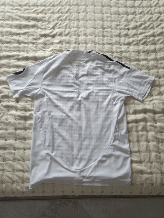 Тениска на Real Madrid