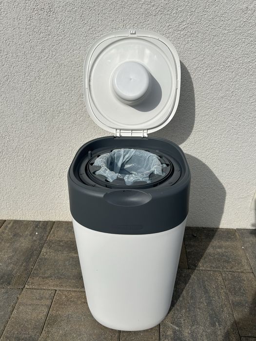 Cos de gunoi pentru scutece