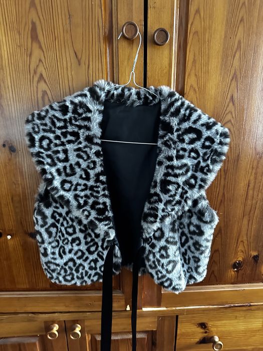 Дамски елеци - различни модели