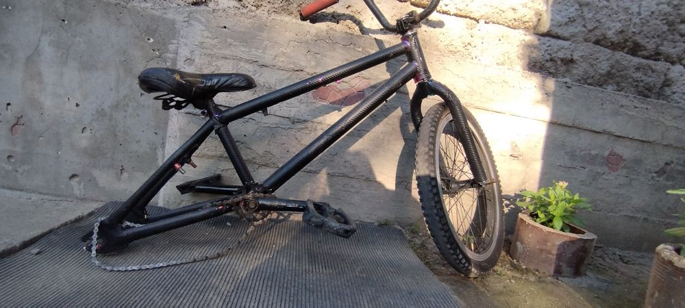 Продам бмх б/у срочно