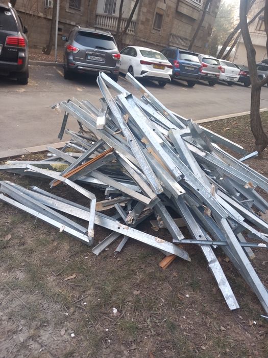 Б/у профиль  даром