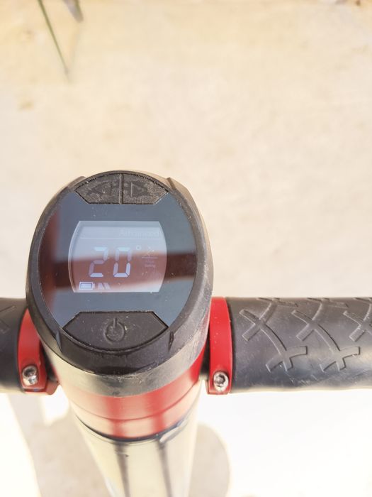 Vând ( kivano), viteza maximă 20 km,h  700 Ron