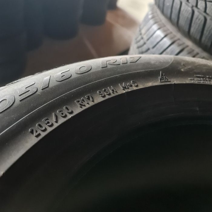 4x 205/60/17 M+S PIRELLI 2020 6MM Stare impecabila