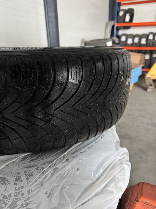 Cauciucuri iarna 225/55/17