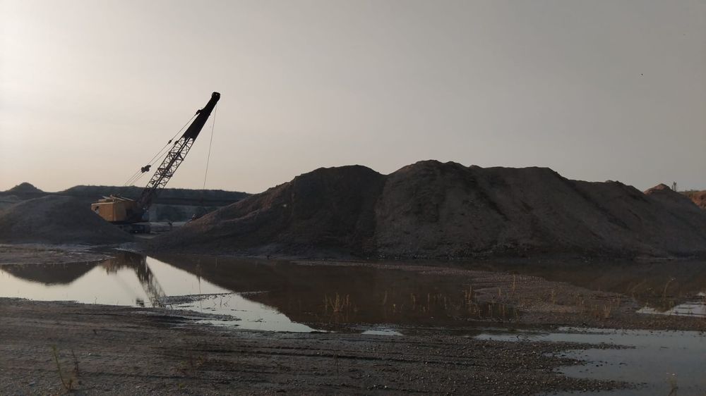 Ofer spre închiriere Draglina Menck 154LC de închiriat cu operator