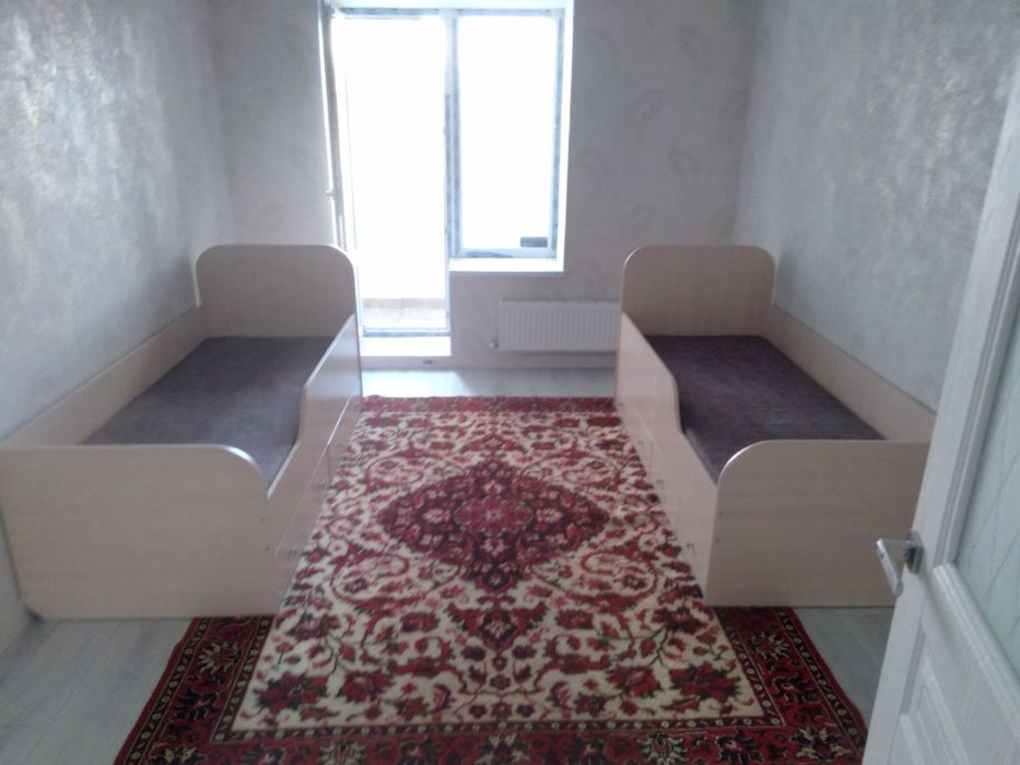 Продаётся Кроватка 2шт