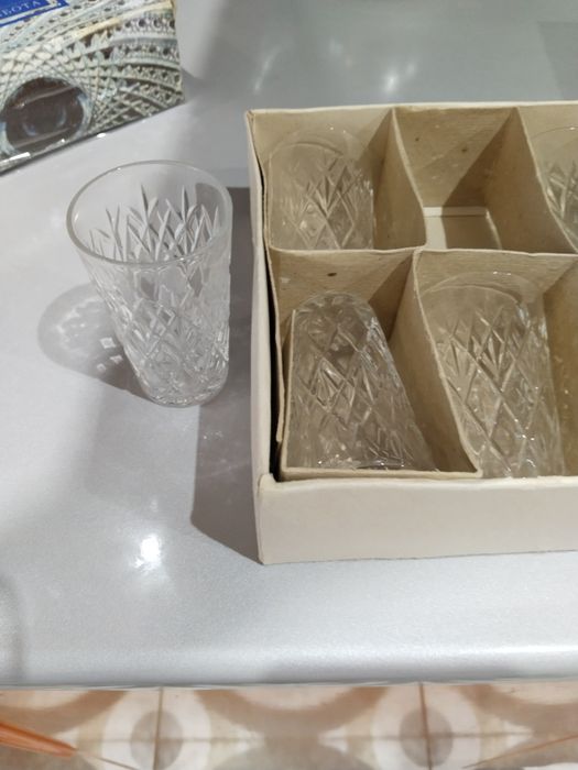 Продам хрустальные стаканы