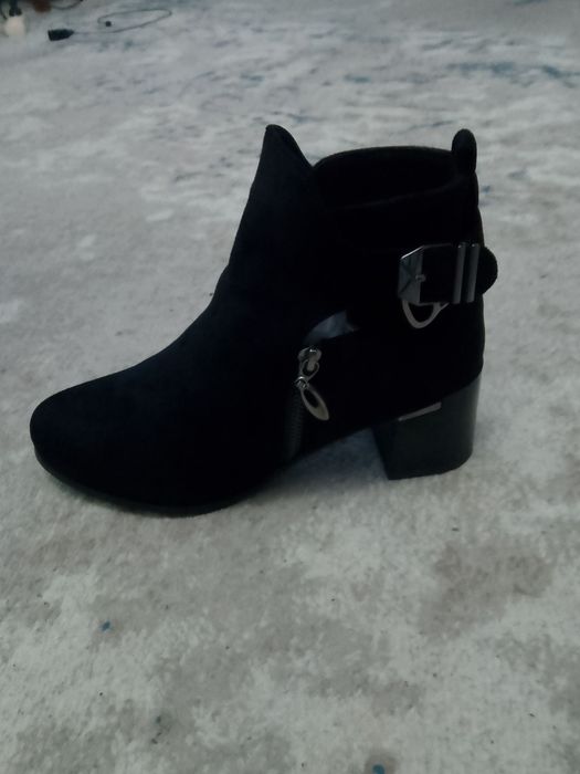 Полусапожки  замшевые