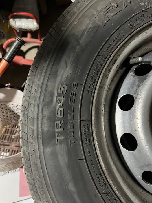 Резина с дисками