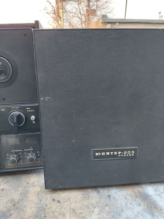 Магнитофон катушечный