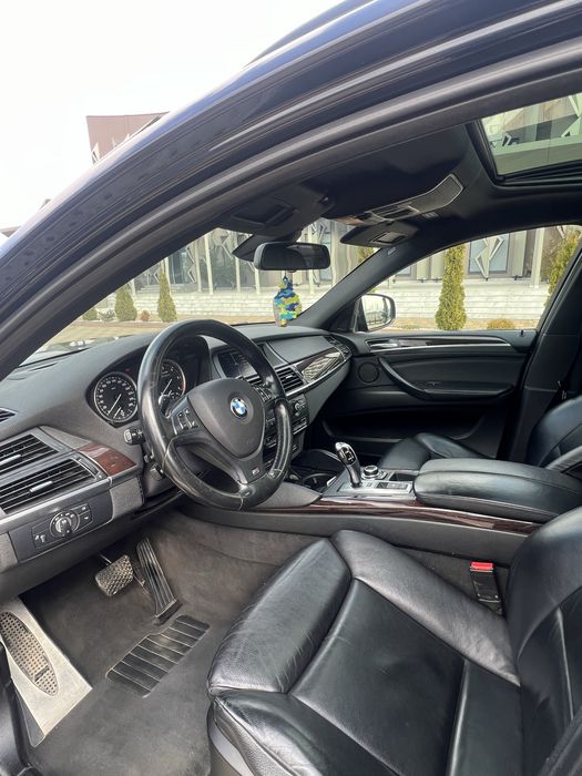 BMW X6 M50d 381CP
