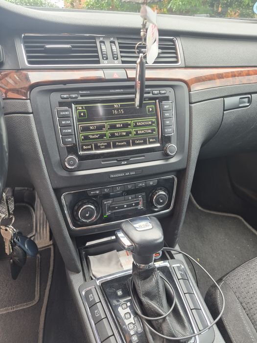 skoda superb 2011