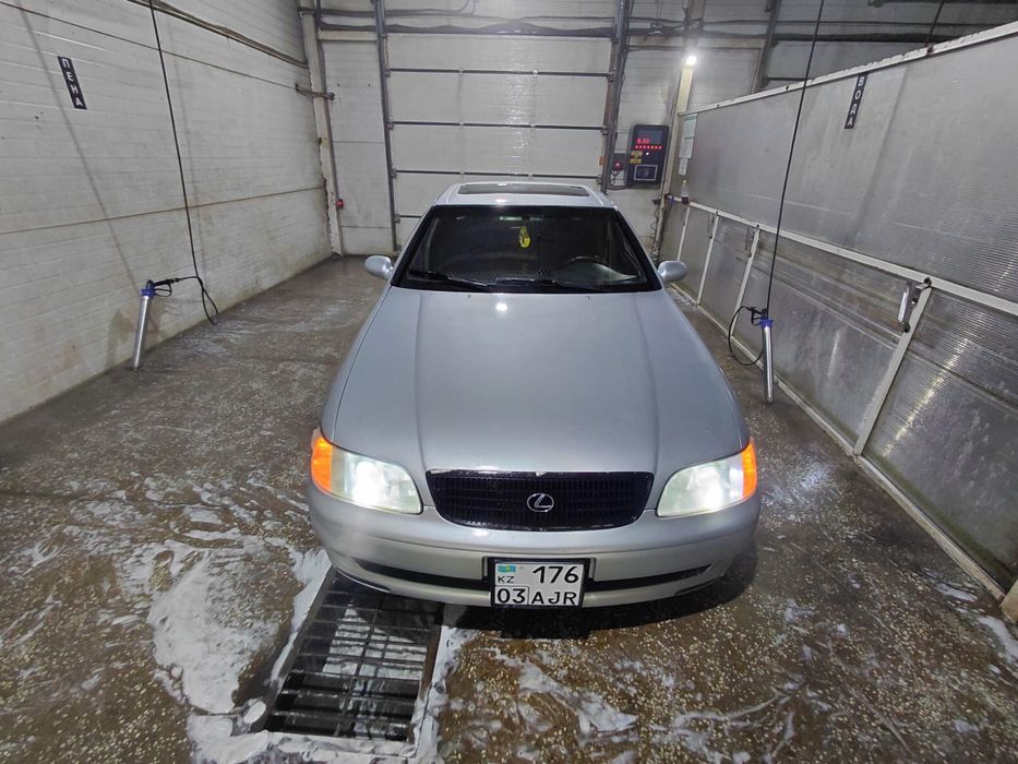 Продам Lexus gs 300