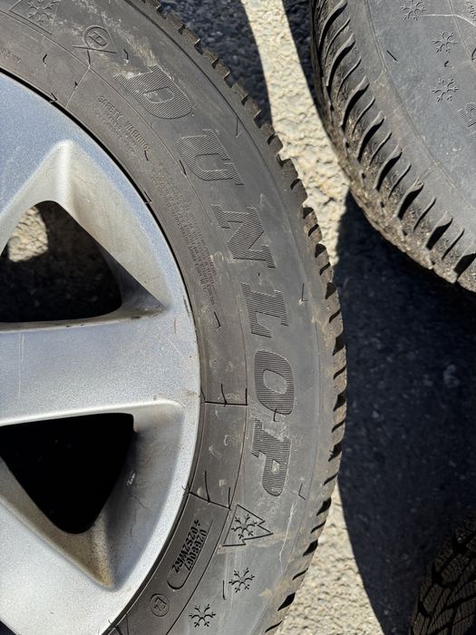 Anvelope iarna Dunlop DOT 2022 ca noi + Jante aliaj 15 inch