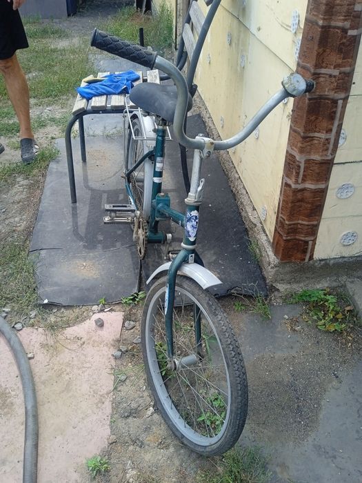 Продам велосипед на ходу децкй