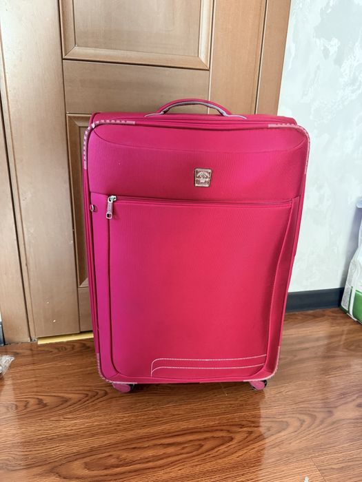 Чемодан хорошего качества