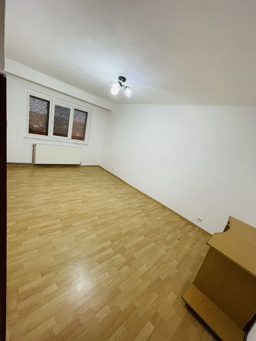 Apartament 3 camere