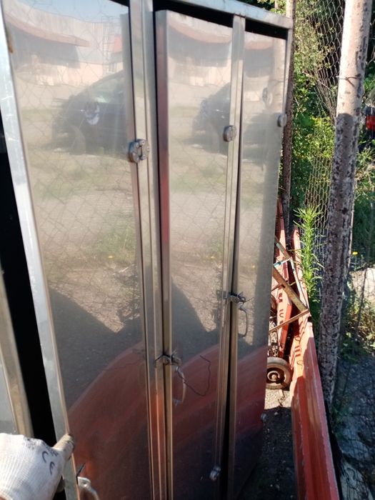 неръждаемо шкафче