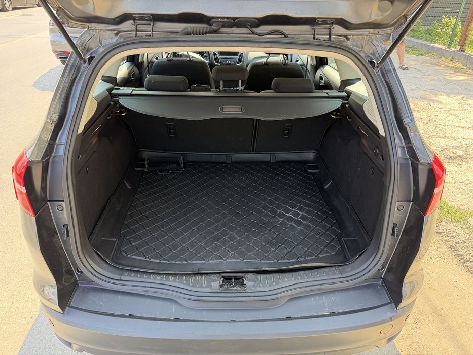 FORD Focus 0 — imagine 4