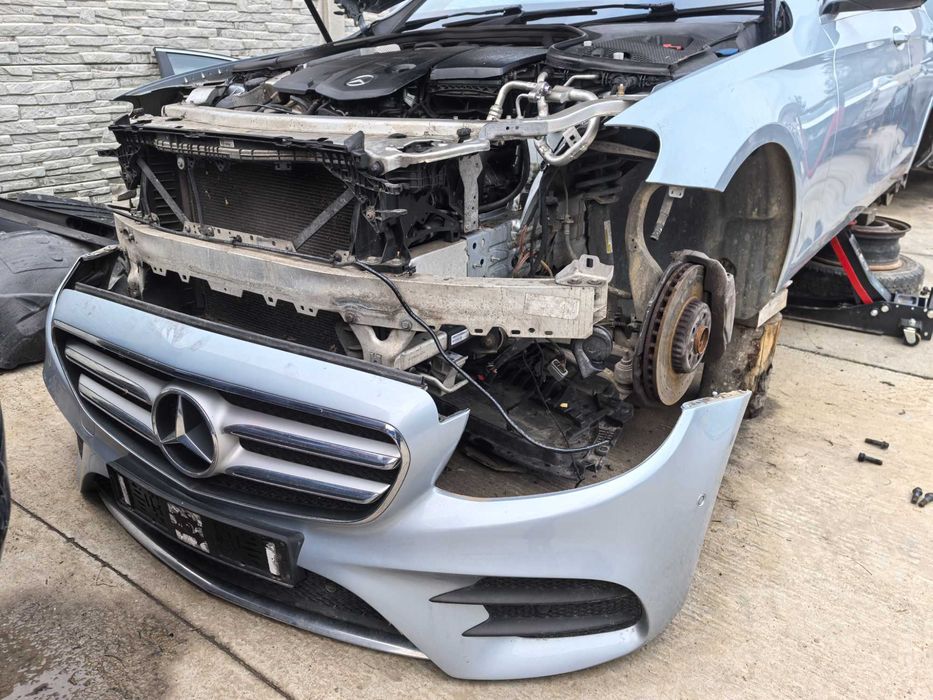 Mercedes E class w213 BOT faruri capota aripi trager bara pachet amg