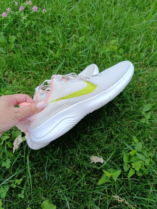 Маратонки Nike 40 номер