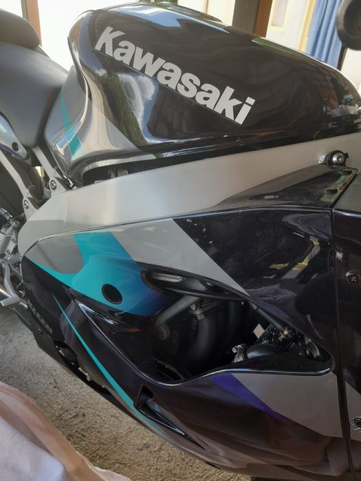 Vând Kawasaki zx9r an 2001 totul original absolut impecabil