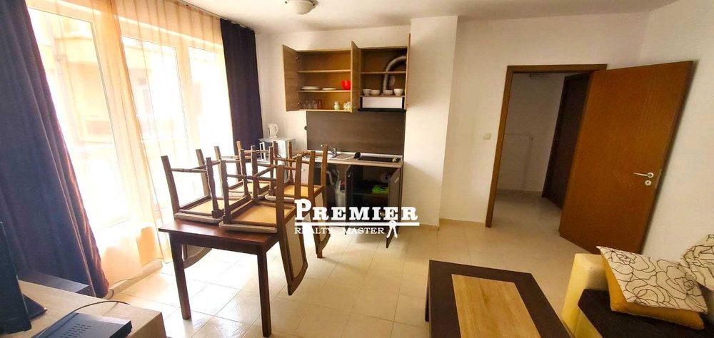 Продава се Двустаен апартамент в Поморие - 68 кв.м за 1175 €/кв.м - Снимка #1