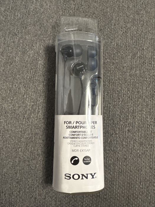 Слушалки Sony MDR-EX15AP чисто нови