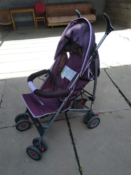 Коляска прогулочная.
