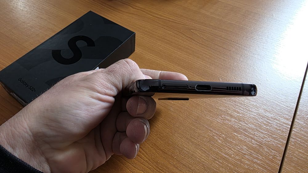 Samsung Galaxy S22+ plus 256 GB черен Dual Sim