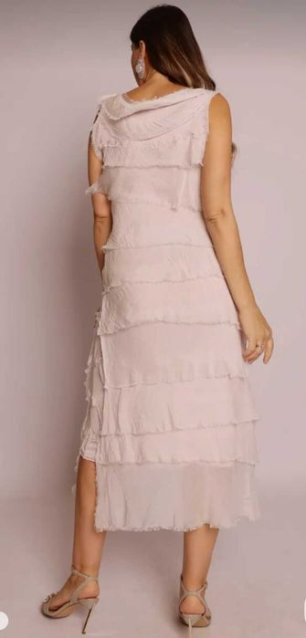 Продается нарядное летнее платье