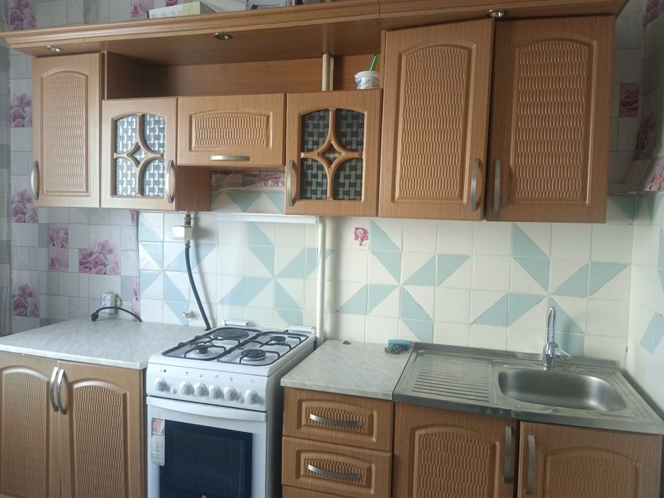 Продается кухонный гарнитур