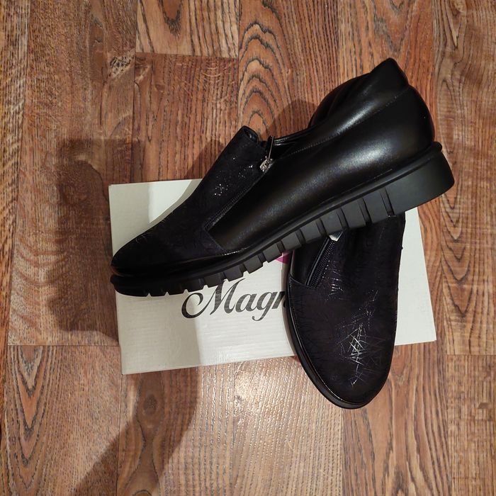 Обувь женская, кожа