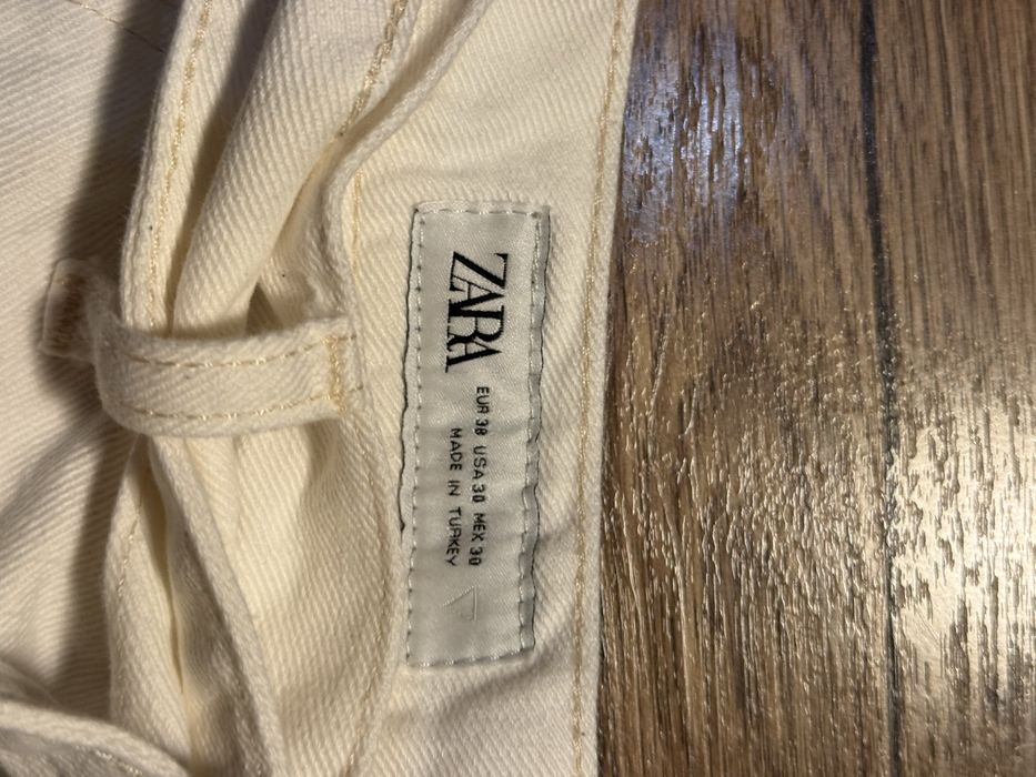 Бели дънки - Ballon Zara