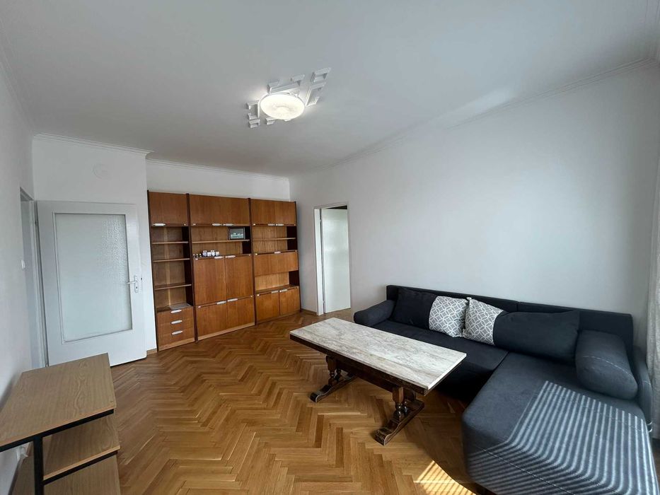 Дава се под наем Тристаен апартамент в София, Младост 1А - 90 кв.м за 688.5 € - Снимка #1