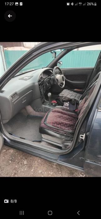 Машина Тойота спектор