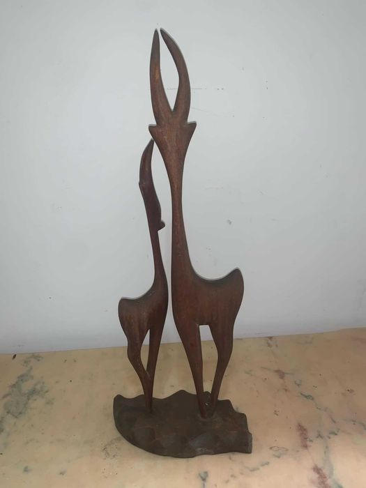 Sculptura caprioare din lemn