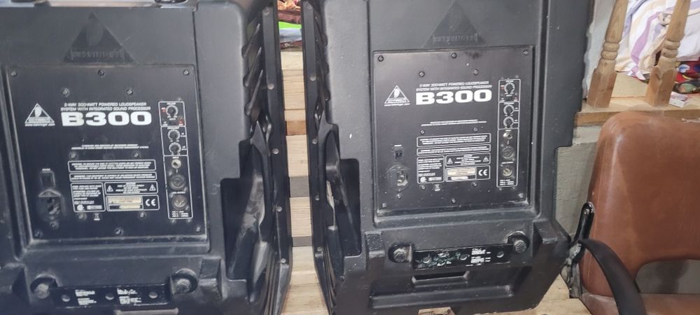 Активный калонка Behringer оригинал