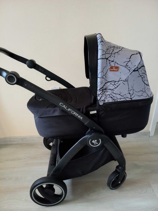 Бебешка количка и кошче за кола