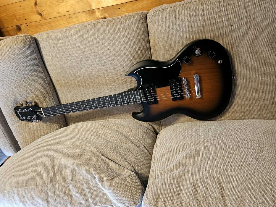Chitară electrică Epiphone model SG