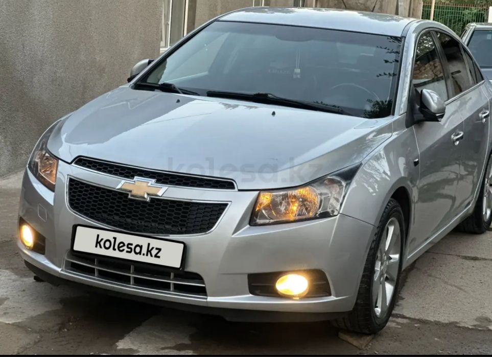 продам машину шевролет круз
