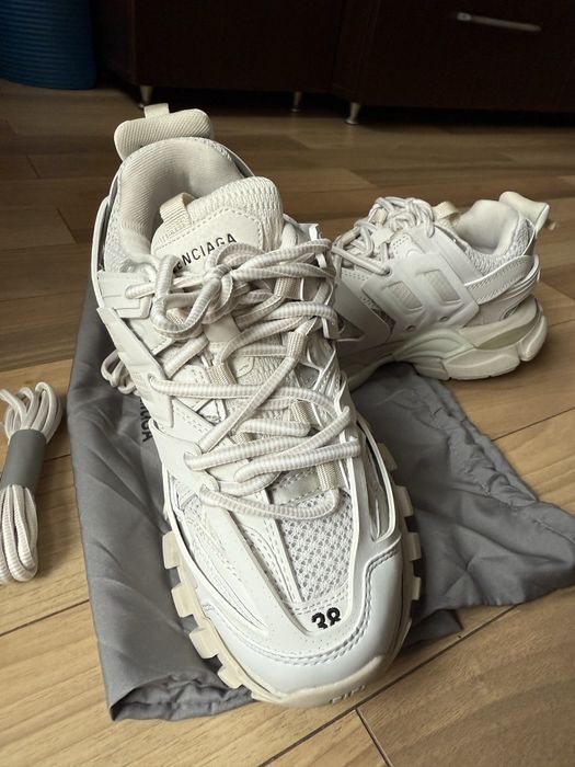 Bal*nciaga обувки