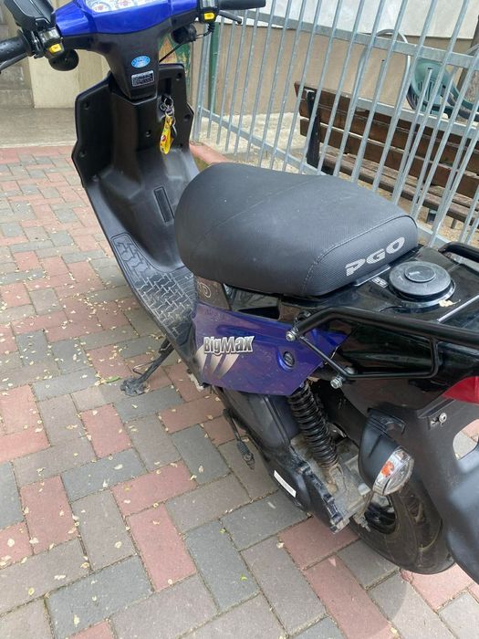 Vând schimb cu scuter electric sau bicicleta 49 cu set 80 acte bune 20 de milioane