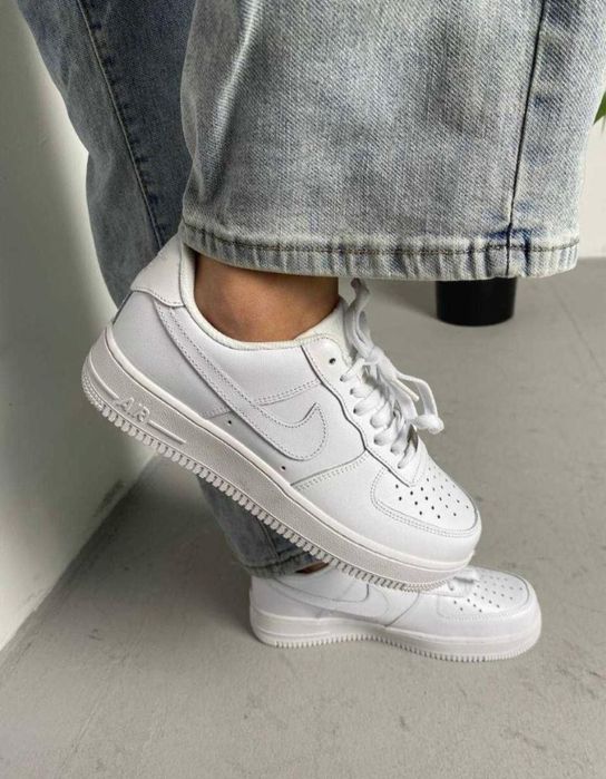 Кроссовки Nike Air Force