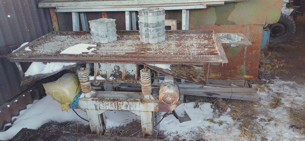 Продам Вибратор для тротуарной  плитки