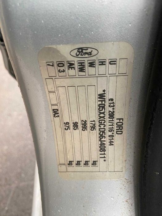 dezmembrez ford focus MK2 , 1.8i/bara fata focus 2/faruri focus 2